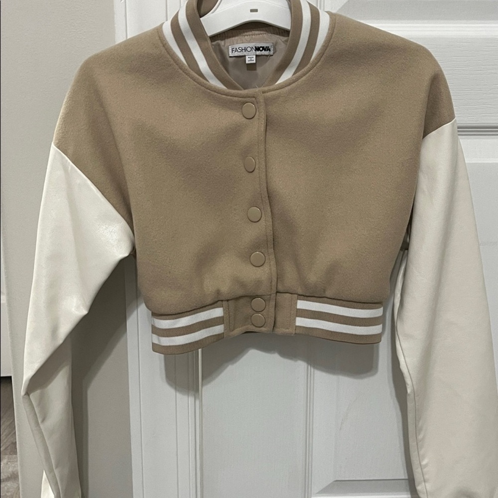 Fashion Nova Tan and Cream Cropped Jacket XS